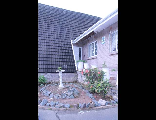 3 BEDROOM HOUSE FOR SALE IN KHARWASTAN